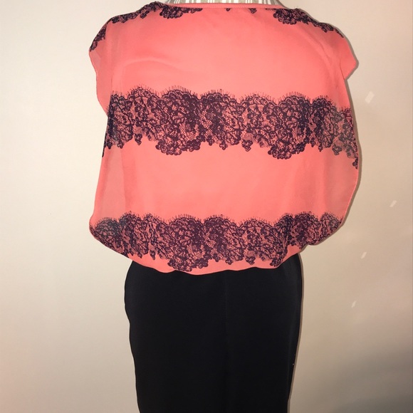 DONATED DRESSES đź”´ - Picture 4 of 4